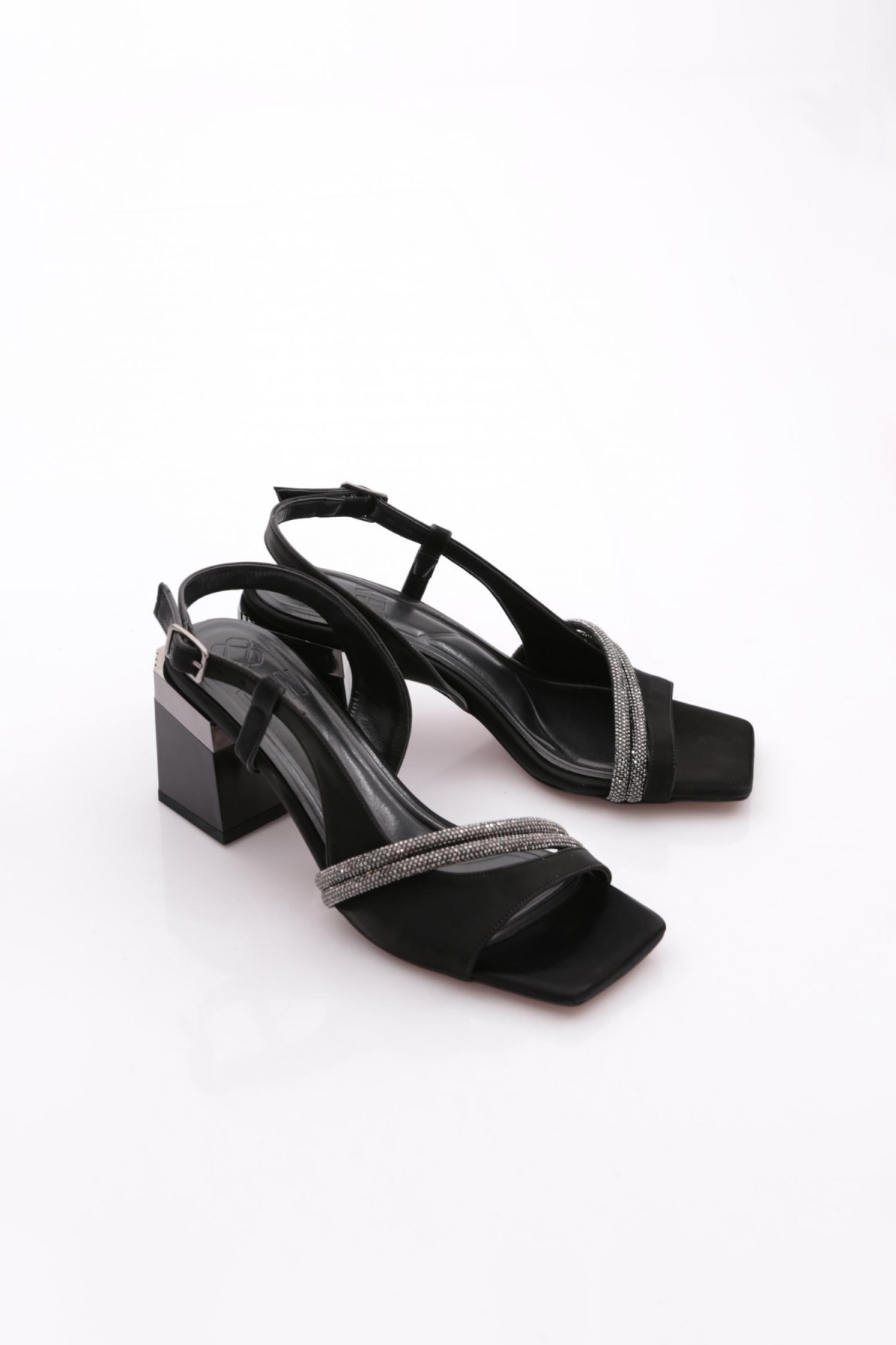 405 Taş Süslemeli Topuklu Ayakkabi - Görsel 3