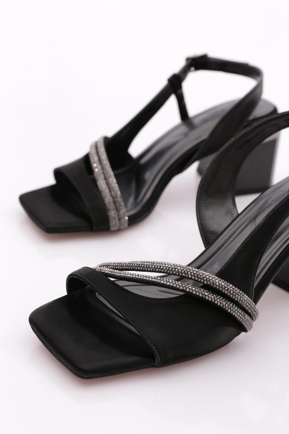 405 Taş Süslemeli Topuklu Ayakkabi - Görsel 5