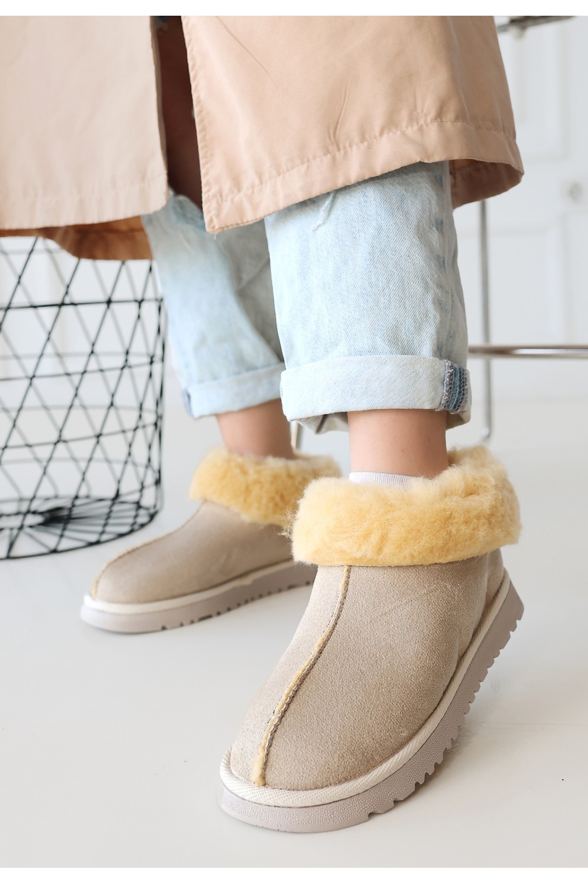 Bej Süet Kadın Bot - Görsel 2