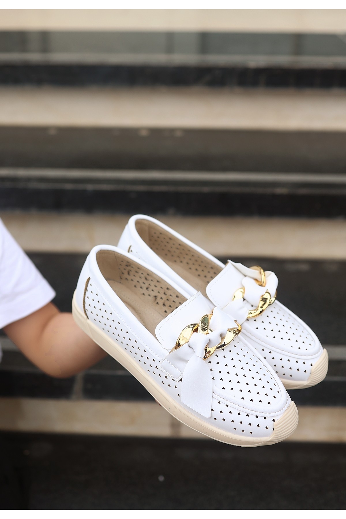 Kadın Beyaz Babet Ayakkabı - Görsel 3