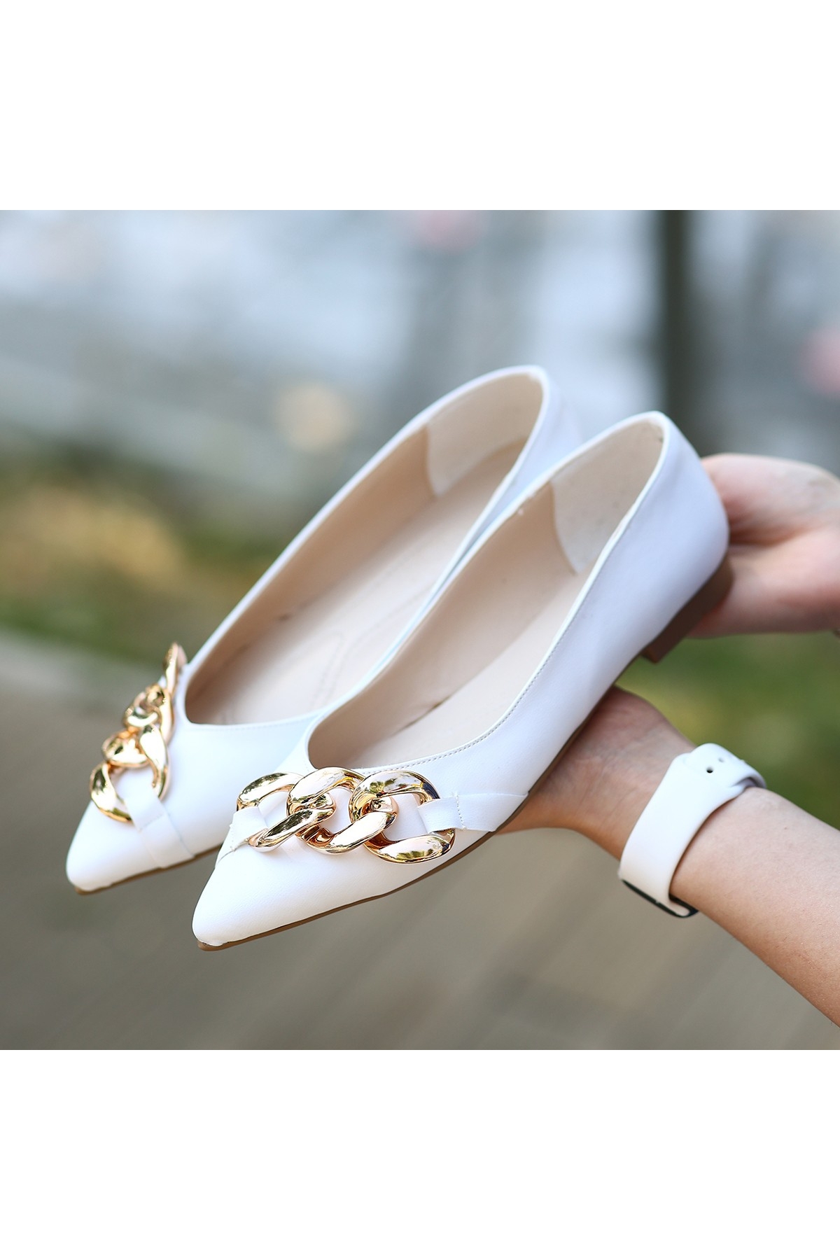Kadın Beyaz Suni Deri Zincirli Babet Ayakkabı - Görsel 6