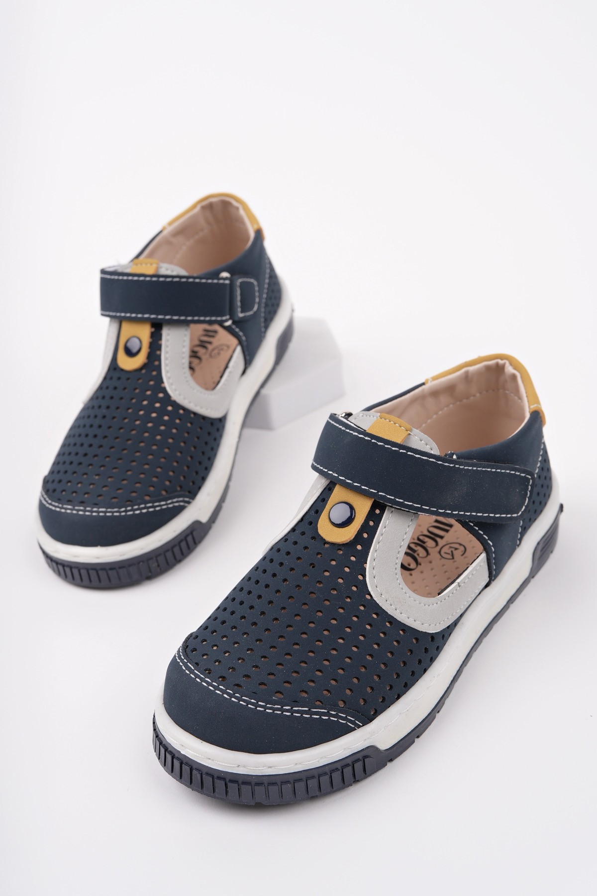 PEPE Cırtlı Delikli Günlük Hafif Taban Unisex Çocuk Ayakkabı - Görsel 3