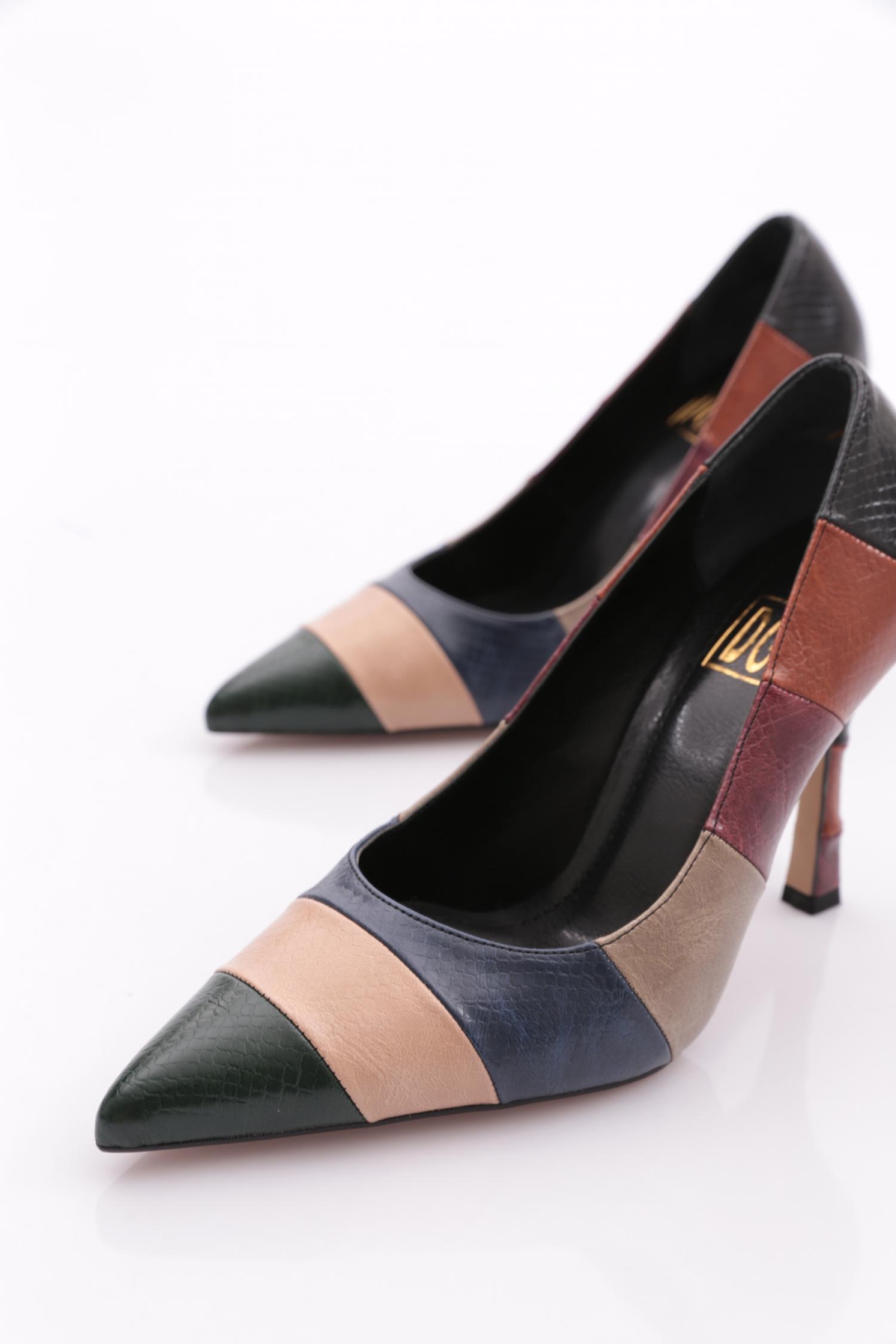 5073 Kadin Sivri Burun Parmak Dekolteli Yüksek Topuklu Ayakkabi - Görsel 5