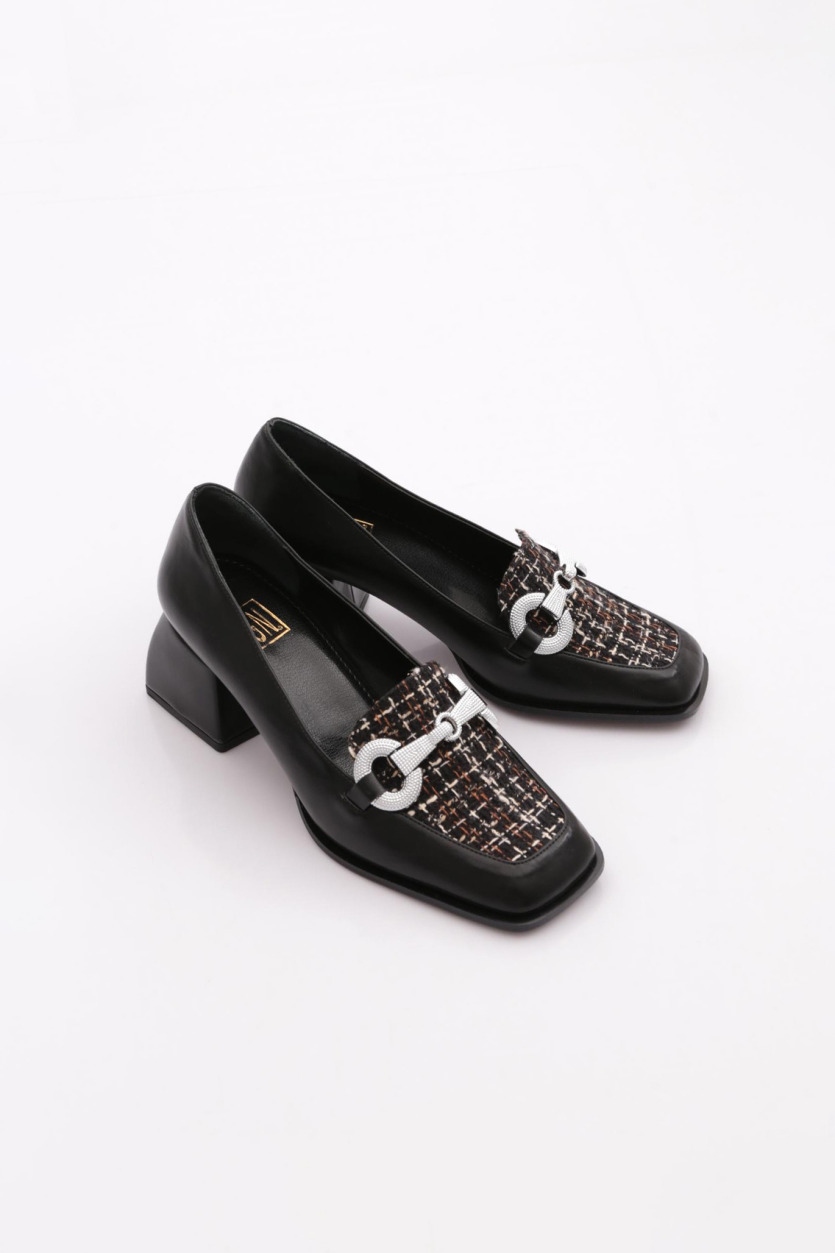 335 Kadin Kare Burun Üzeri Tekstil Metal Toka Kisa Ökçeli Ayakkabi - Görsel 3