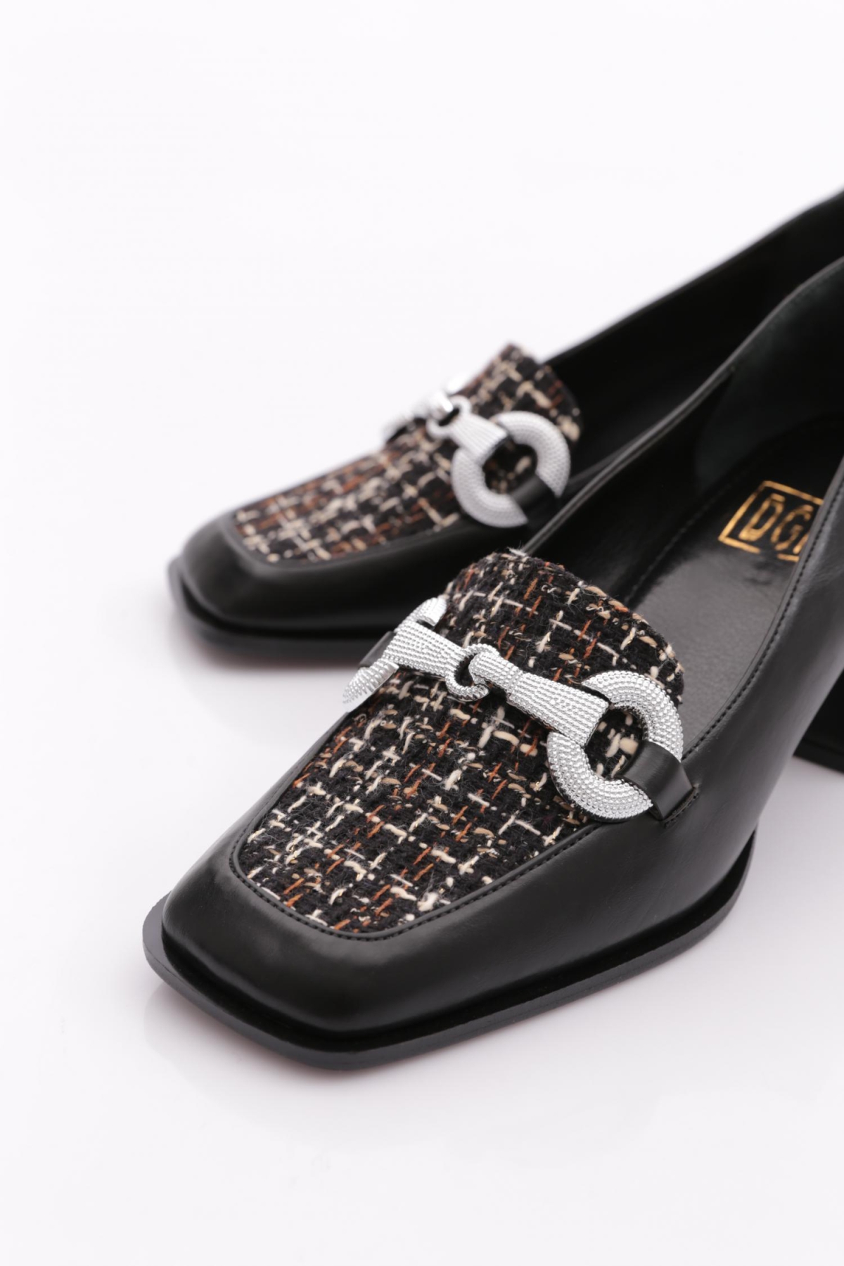 335 Kadin Kare Burun Üzeri Tekstil Metal Toka Kisa Ökçeli Ayakkabi - Görsel 5