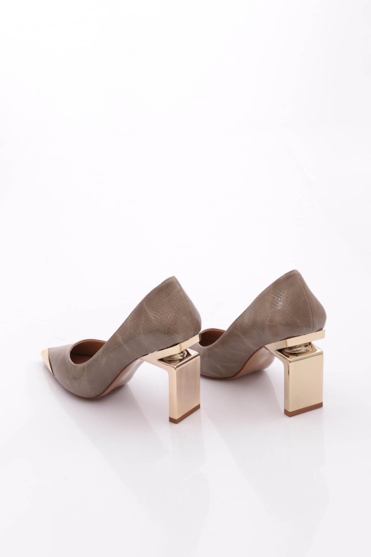 M046 Kadin Topuklu Ayakkabi - Görsel 4