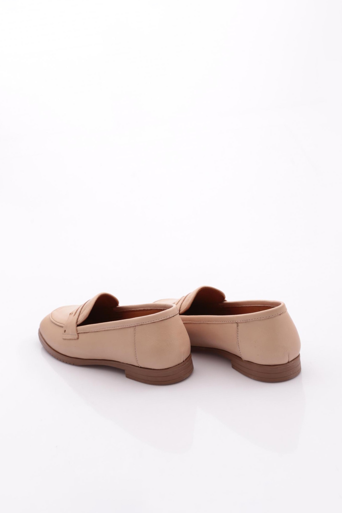 010 Kadin Küt Burun Şekilli Babet - Görsel 4