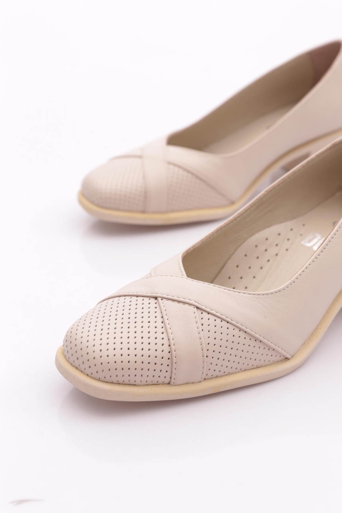 1210-1 Kadin Topuklu Ayakkabi - Görsel 5