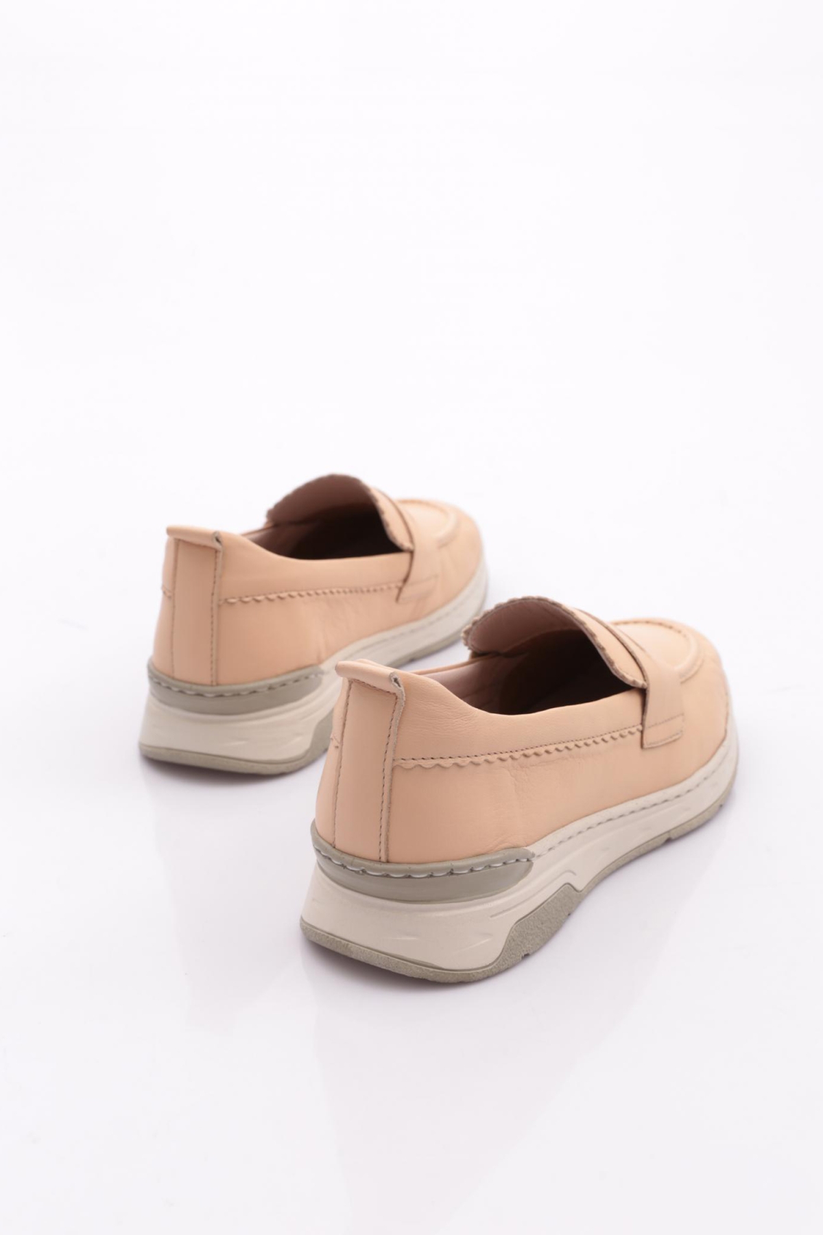 P48 Kadin Şeritli Comfort Ayakkabi - Görsel 4