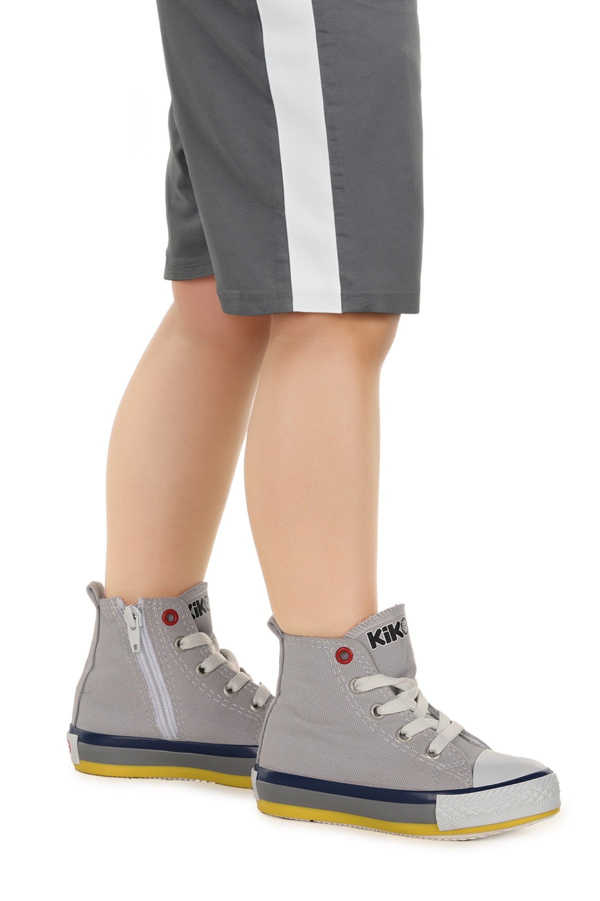 Tinna Bağcıklı Erkek Çocuk Boğazlı Keten Spor Ayakkabı Gri - Görsel 2