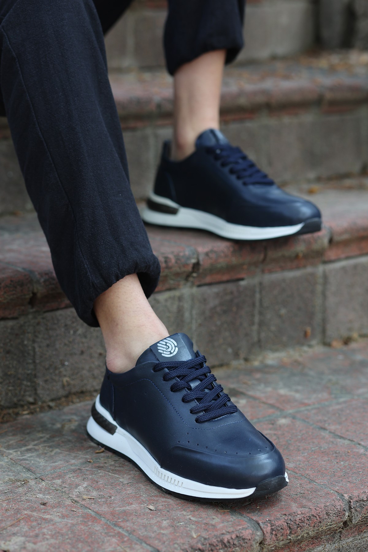 Alfeo Garantili Bağcıklı Hakiki Deri Ortopedik Taban Erkek Günlük Sneaker Spor Ayakkabı ALFEO-3721 - Görsel 3