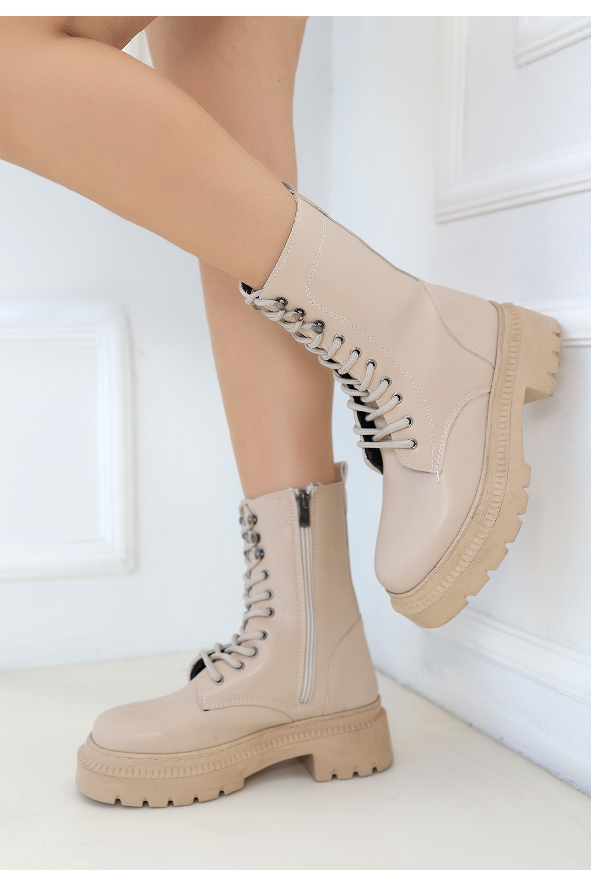 Kadın Nude Nut Suni Deri Bağcıklı Bot - Görsel 4