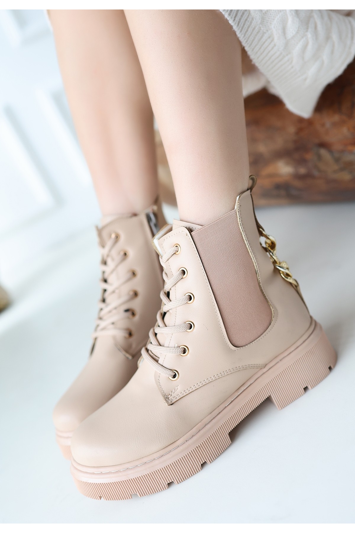 Nude Nut Suni Deri Bağcıklı Kadın Bot - Görsel 3