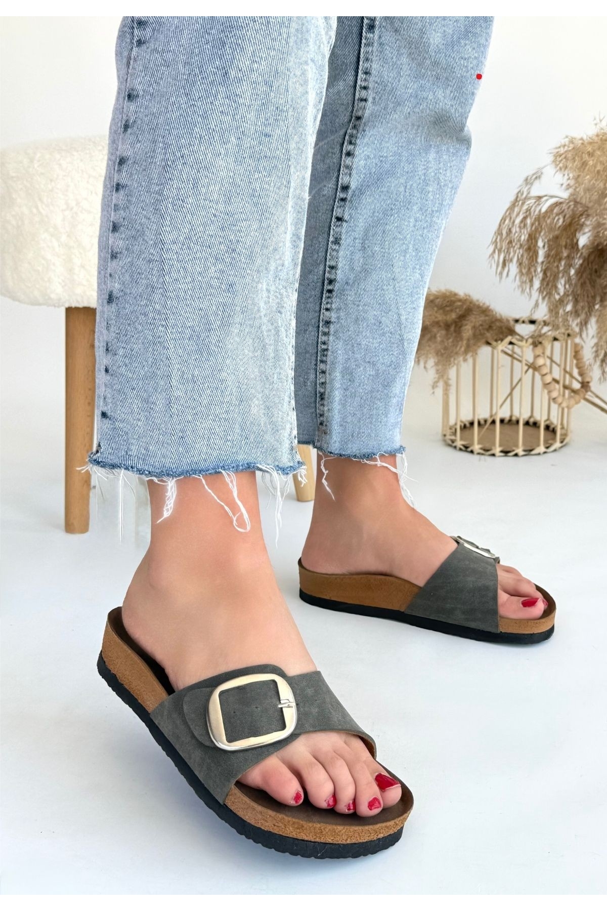 Yeşil Nubuk Kadın Düz Terlik - Görsel 3