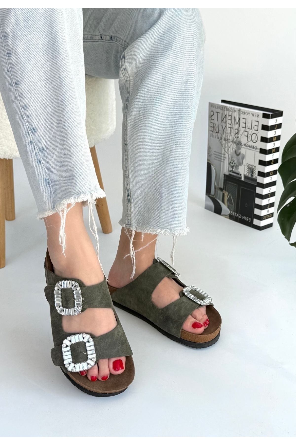Kadın Yeşil Nubuk Suni Deri Terlik - Görsel 2