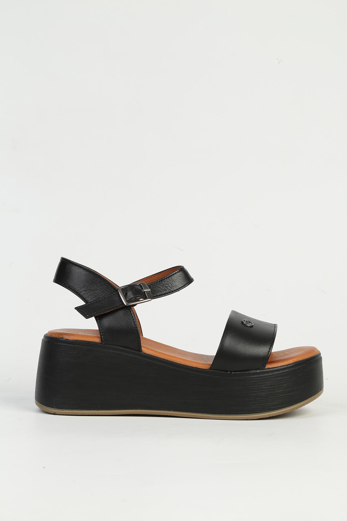 Siyah Kadın Dolgu Topuk Ayakkabı PC-54611 - Görsel 2