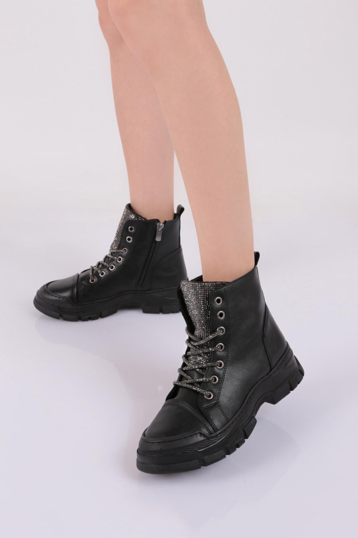 081 Kadin Bot - Görsel 6