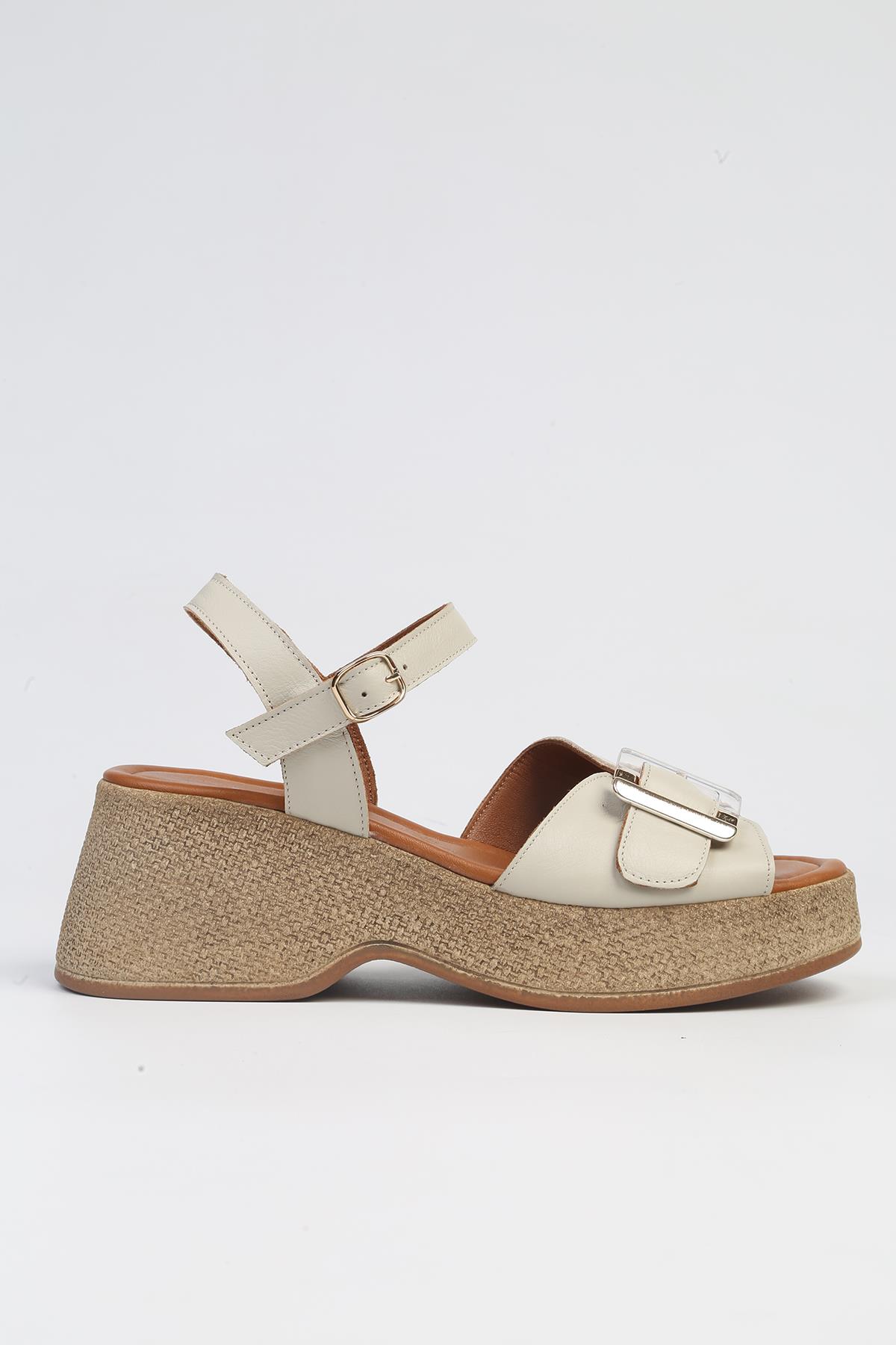 ® | PC-7209- 3807 Bej-Kadın Dolgu Topuk Sandalet Ayakkabı - Görsel 2