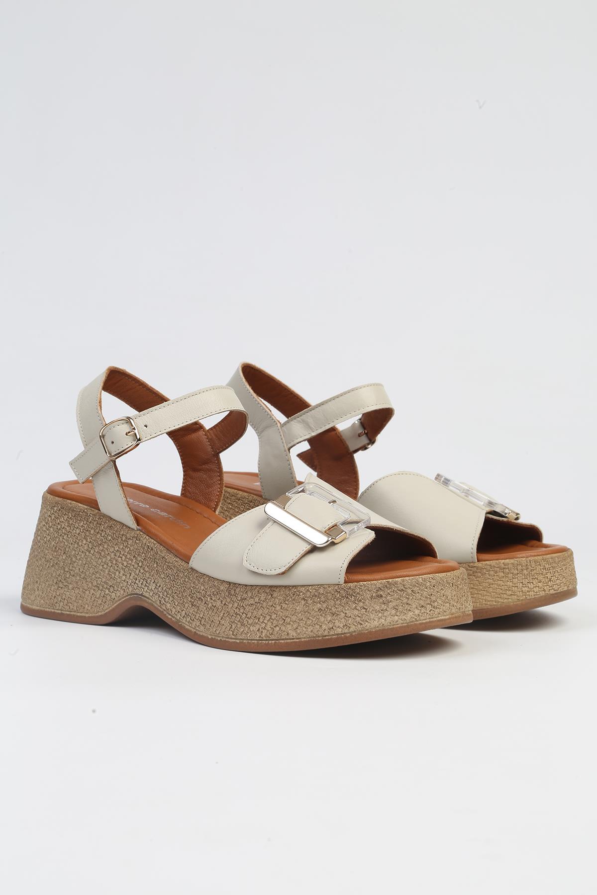 ® | PC-7209- 3807 Bej-Kadın Dolgu Topuk Sandalet Ayakkabı - Görsel 3