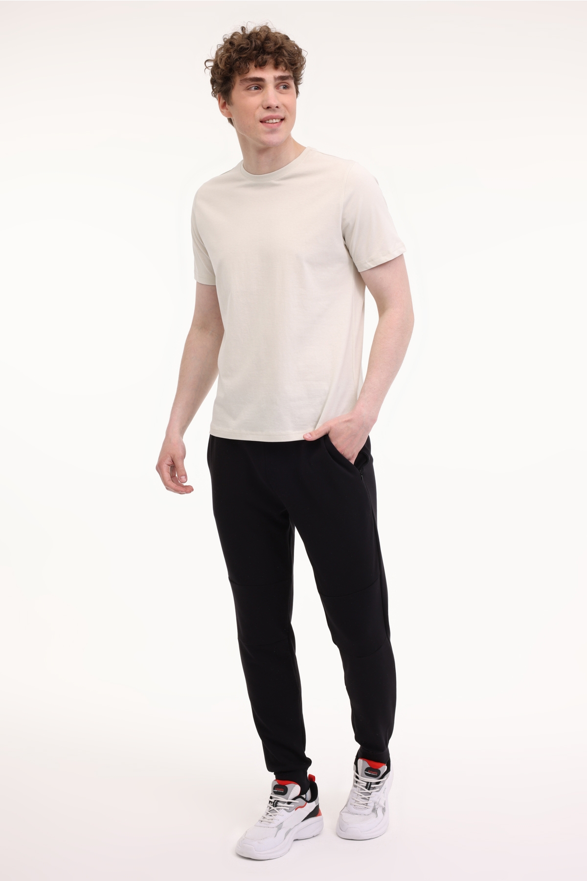 https://floimages.mncdn.com/media/catalog/product/25-04/11/101938830_m3.JPG