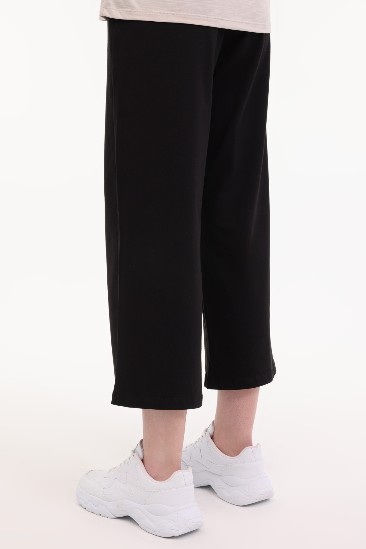 https://floimages.mncdn.com/media/catalog/product/25-04/11/102006347_m2.JPG