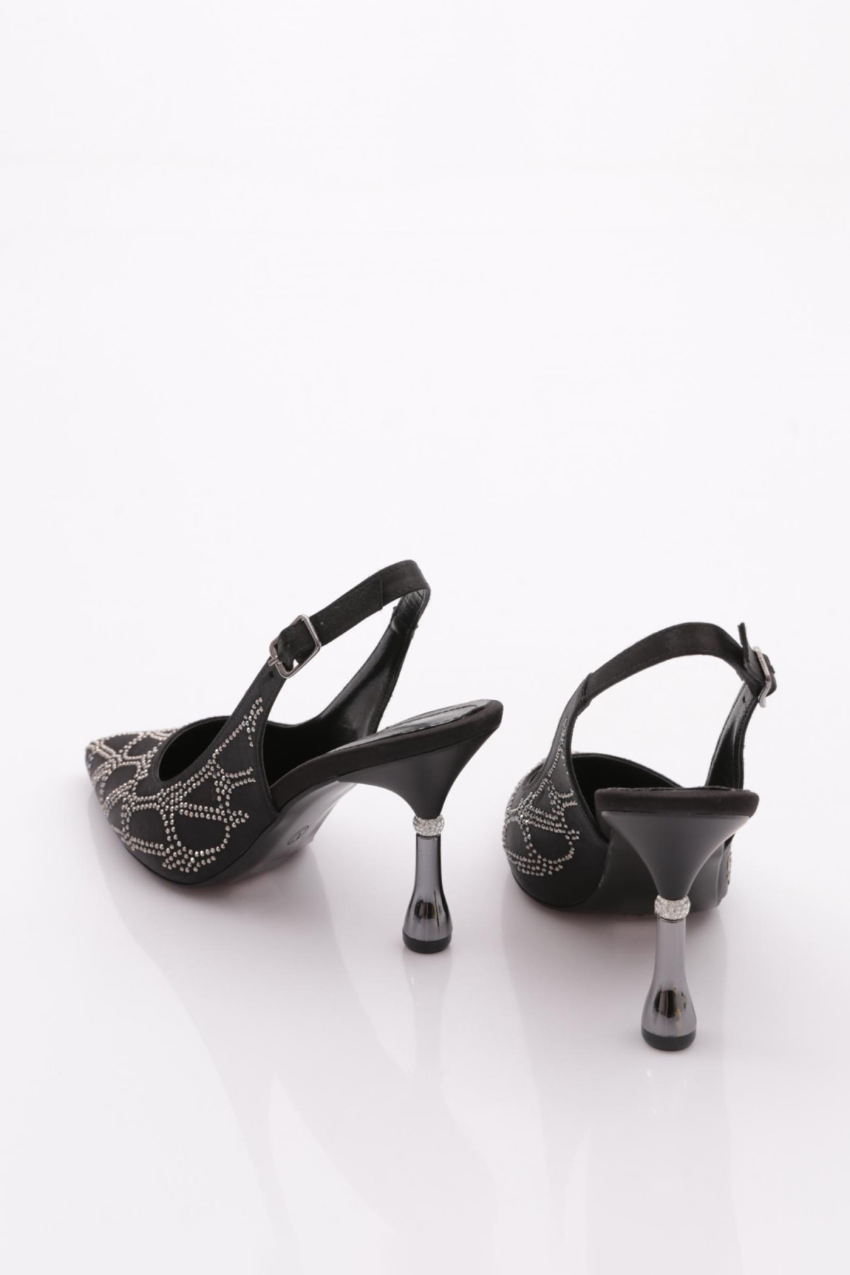 5003 Kadin Sivri Burun Topuklu Ayakkabi - Görsel 4