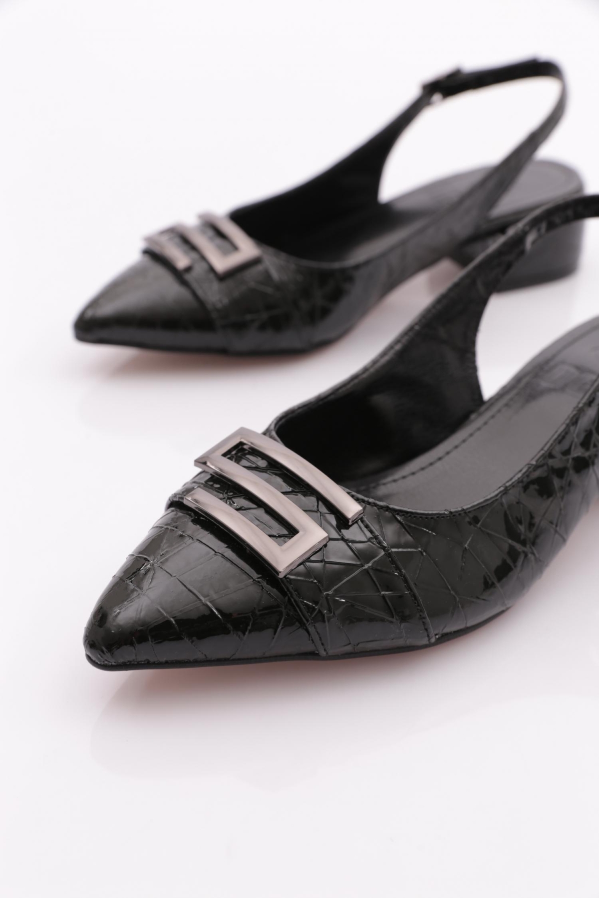 K584 Kadin Topuklu Ayakkabi - Görsel 5