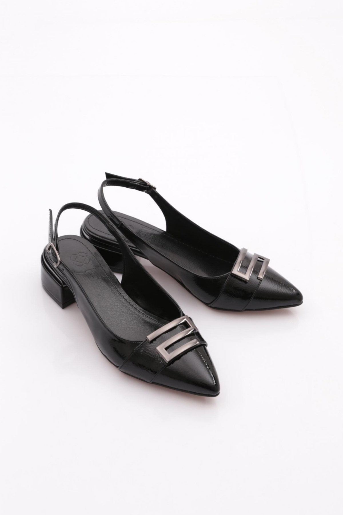 K584 Kadin Topuklu Ayakkabi - Görsel 3