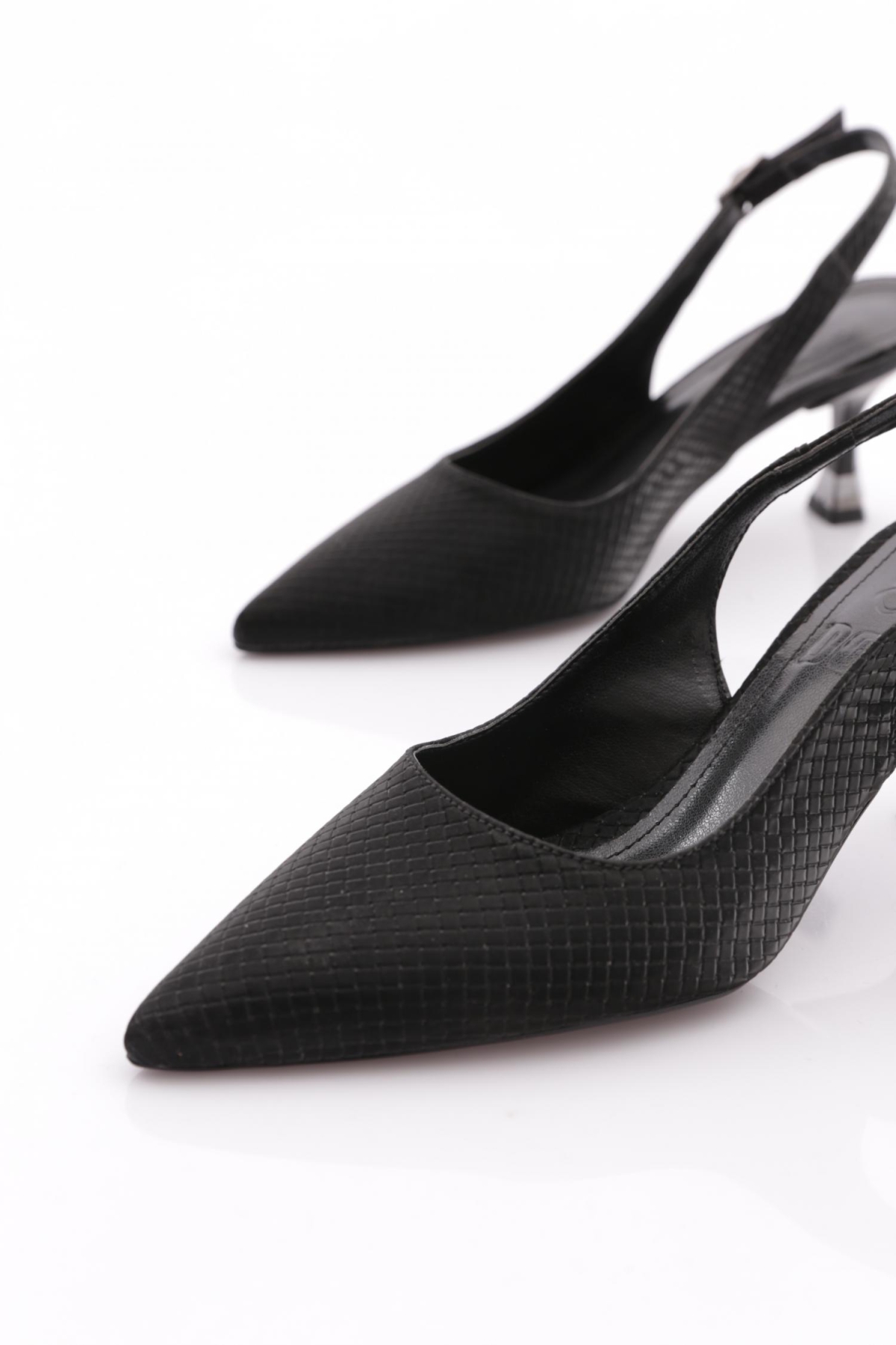 4002 Kadin Sivri Burun Topuklu Ayakkabi - Görsel 5