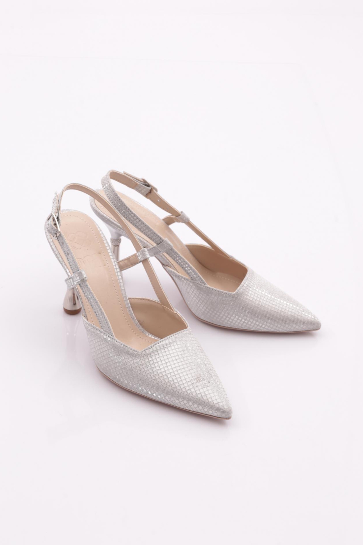 5021 Kadin Sivri Burun Topuklu Ayakkabi - Görsel 3