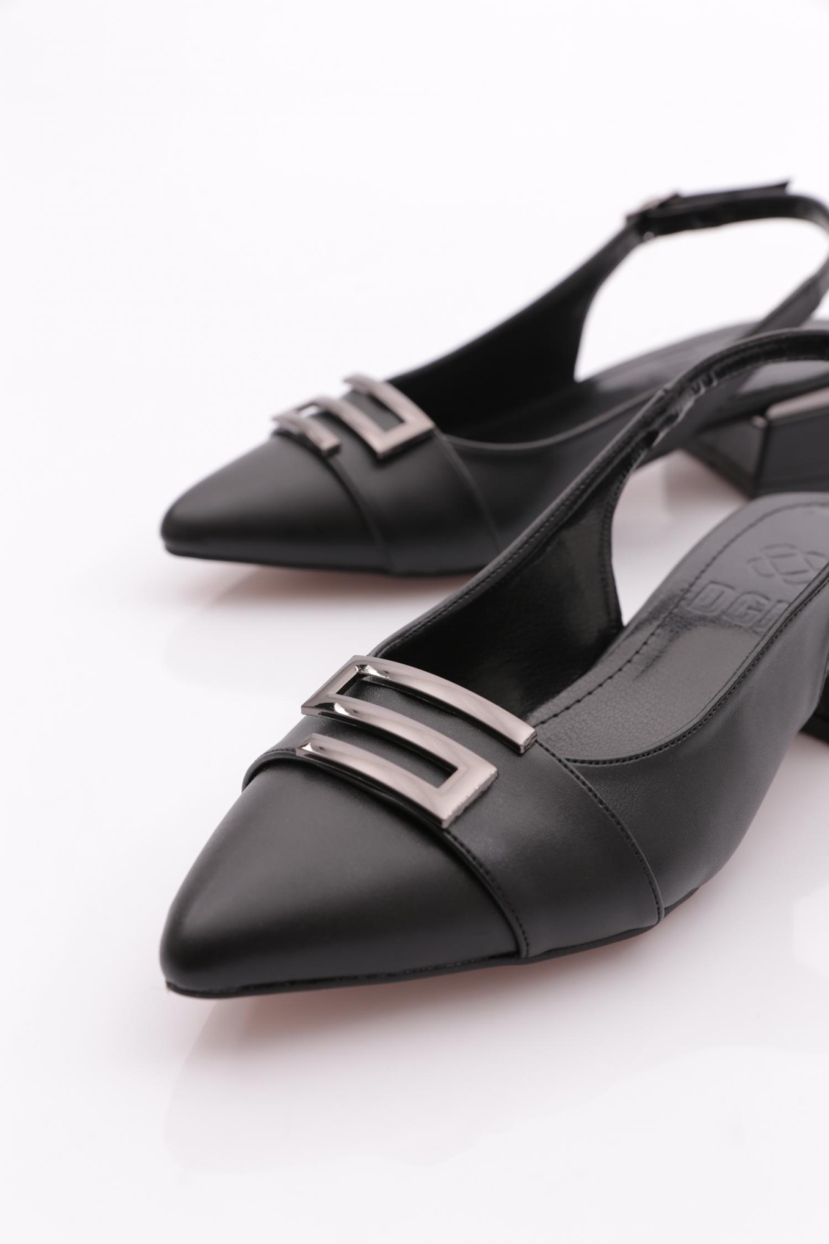 K584 Kadin Topuklu Ayakkabi - Görsel 5