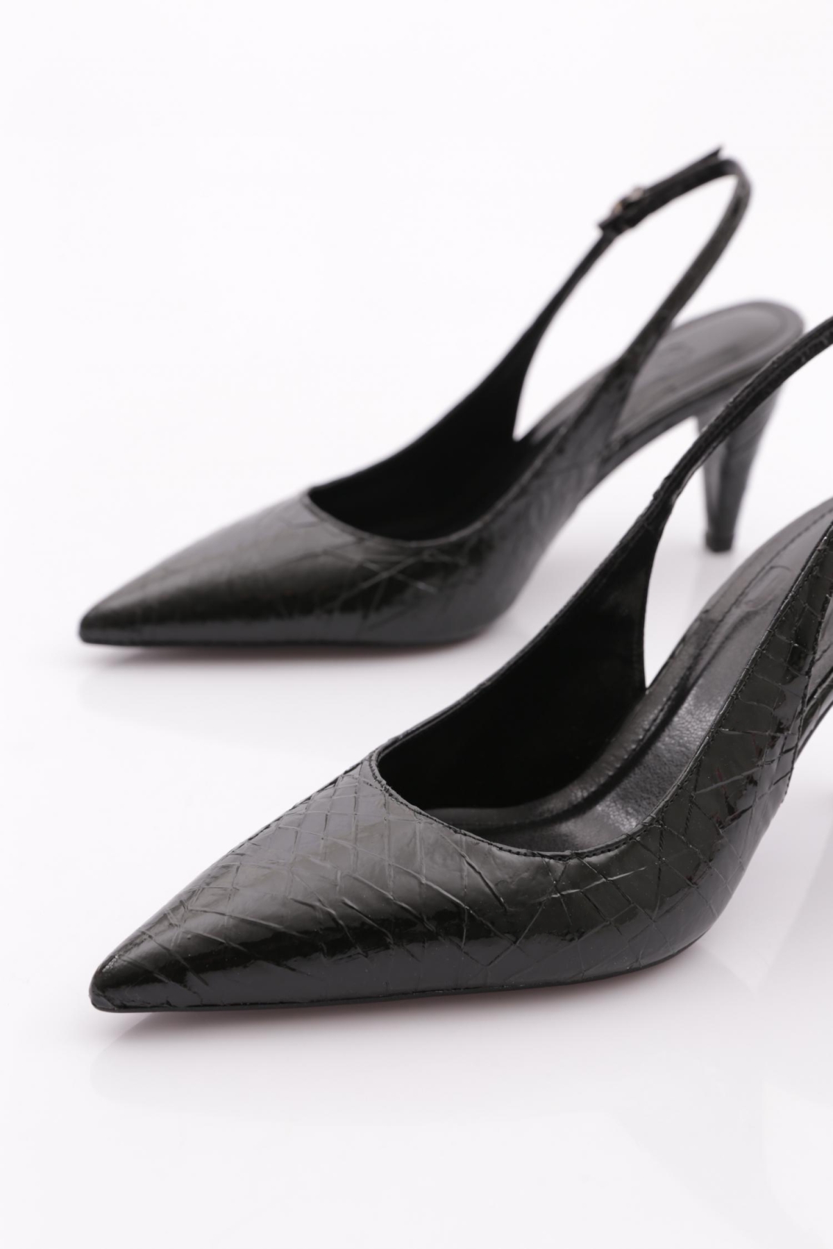 828 Kadin Topuklu Ayakkabi - Görsel 5