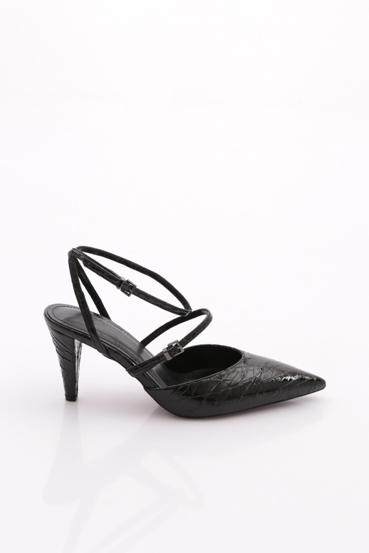 829 Kadin Topuklu Ayakkabi - Görsel 2