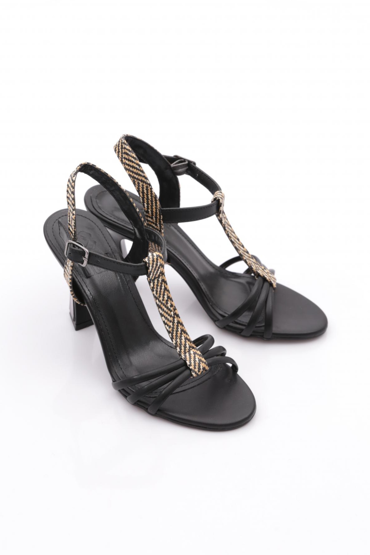 6005 Kadin Topuklu Ayakkabi - Görsel 3