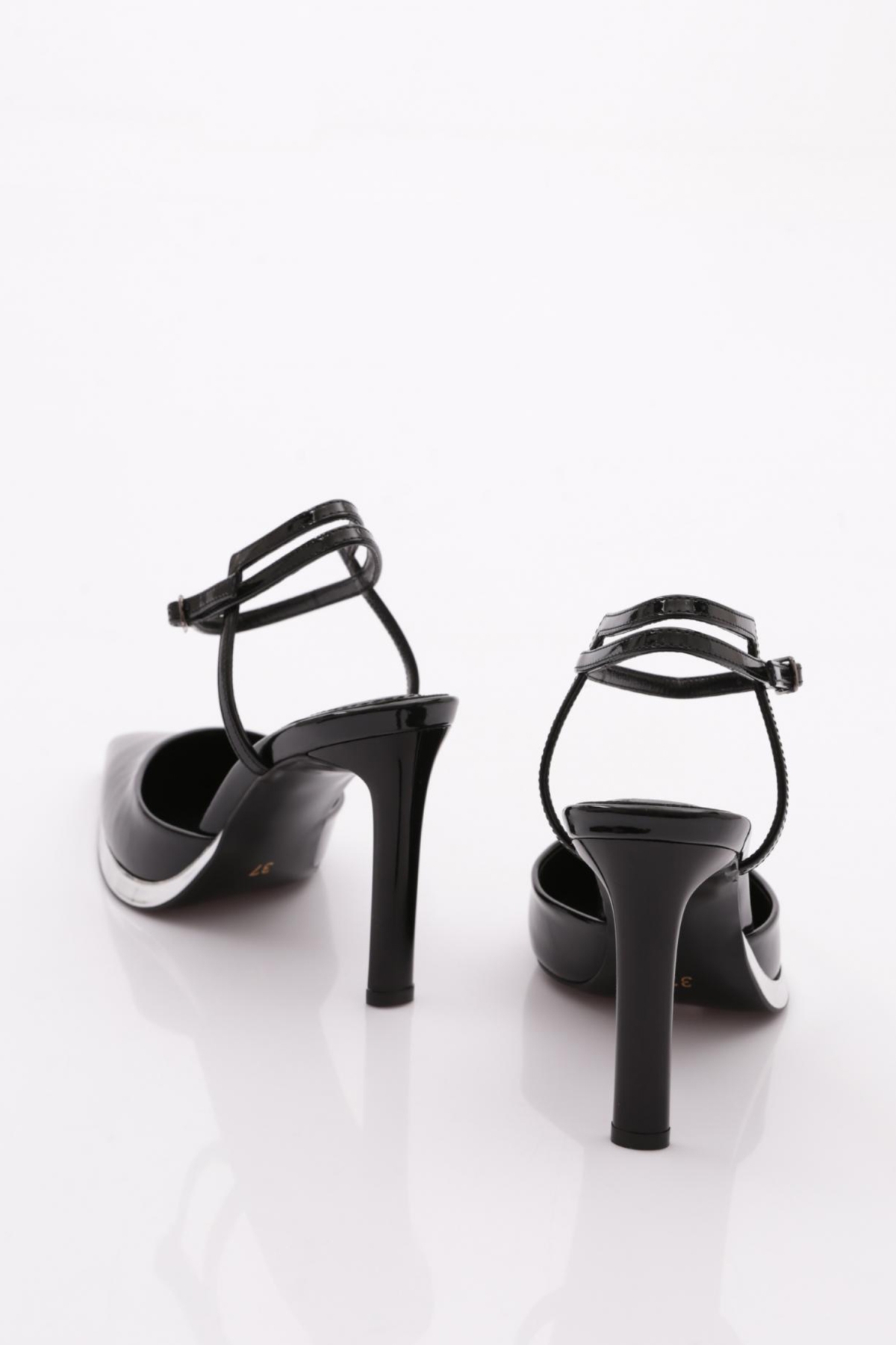 5505 Kadin Sivri Burun Topuklu Ayakkabi - Görsel 4