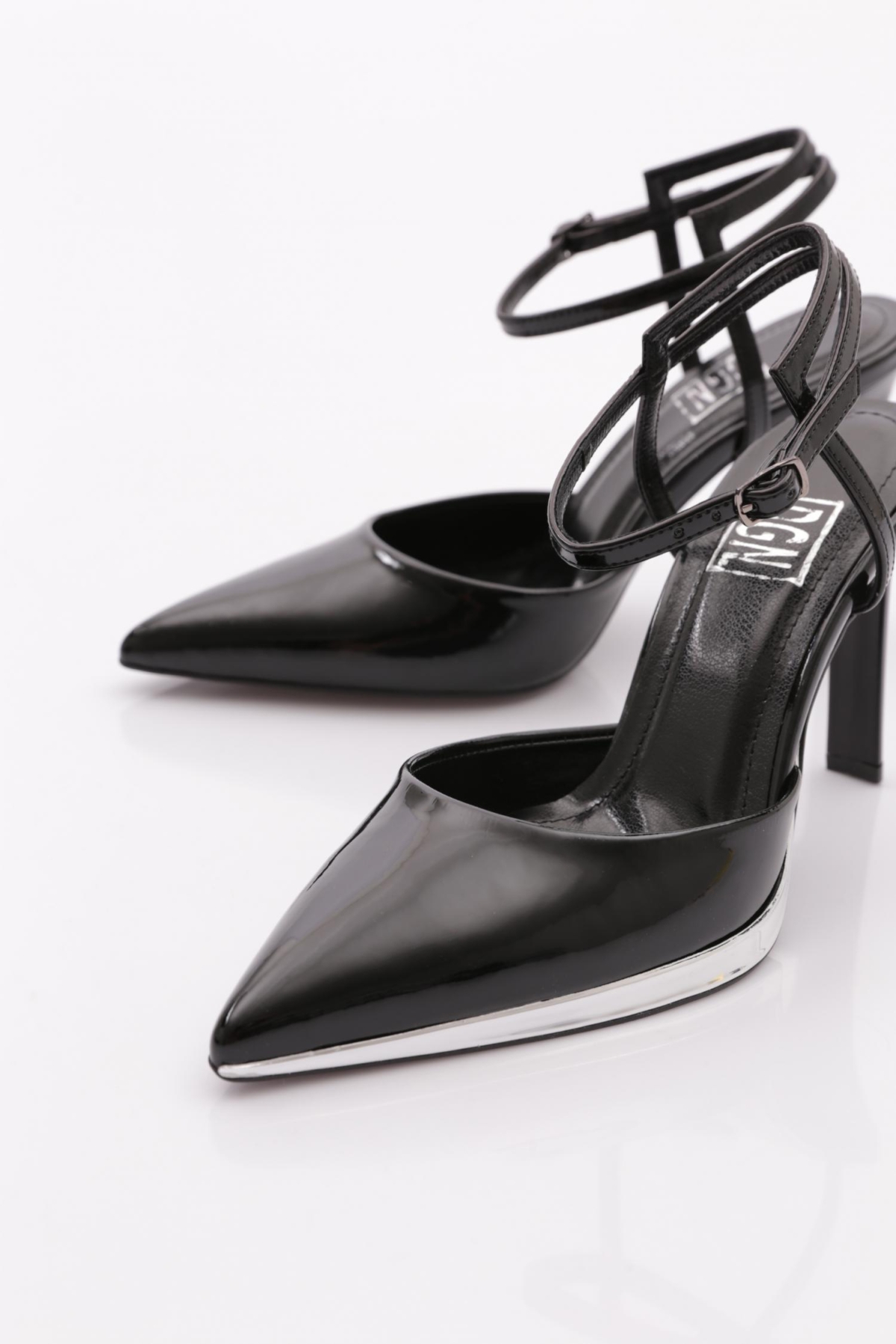 5505 Kadin Sivri Burun Topuklu Ayakkabi - Görsel 5