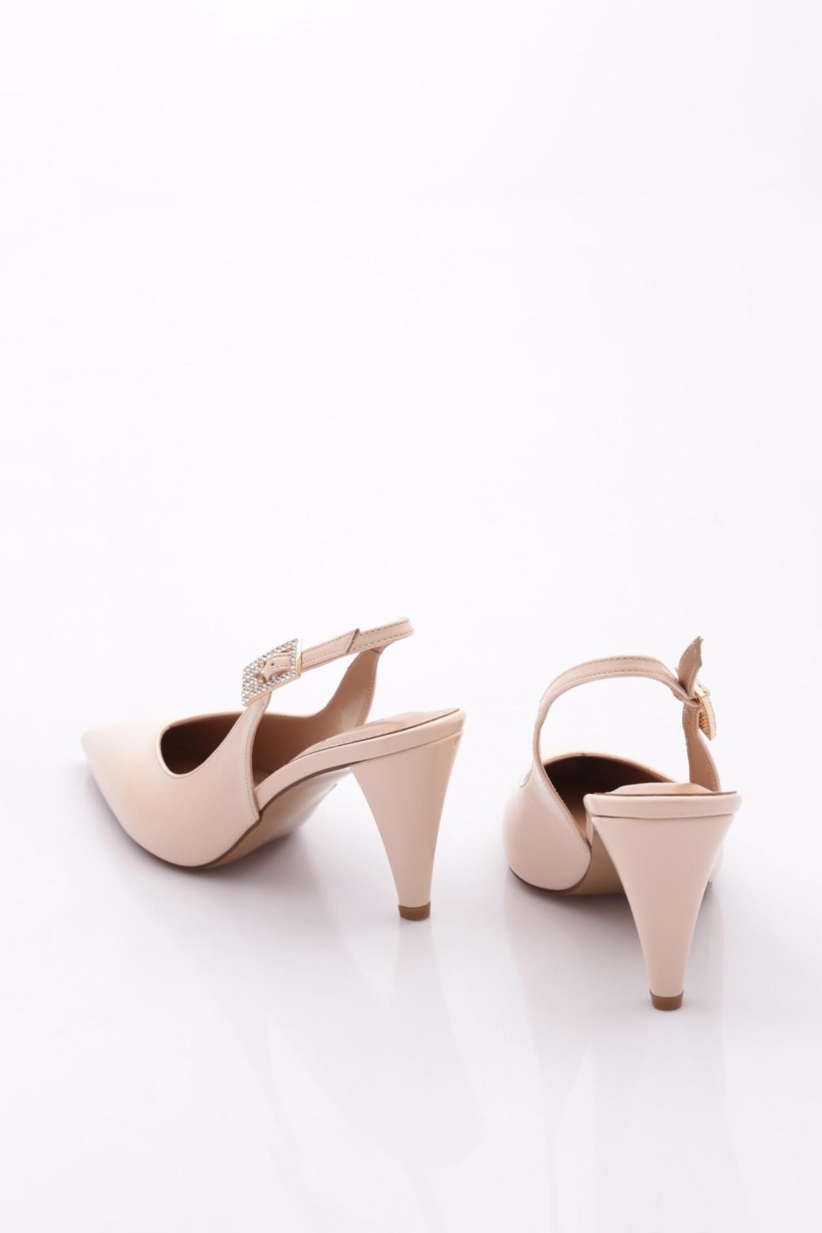 827 Kadin Topuklu Ayakkabi - Görsel 4