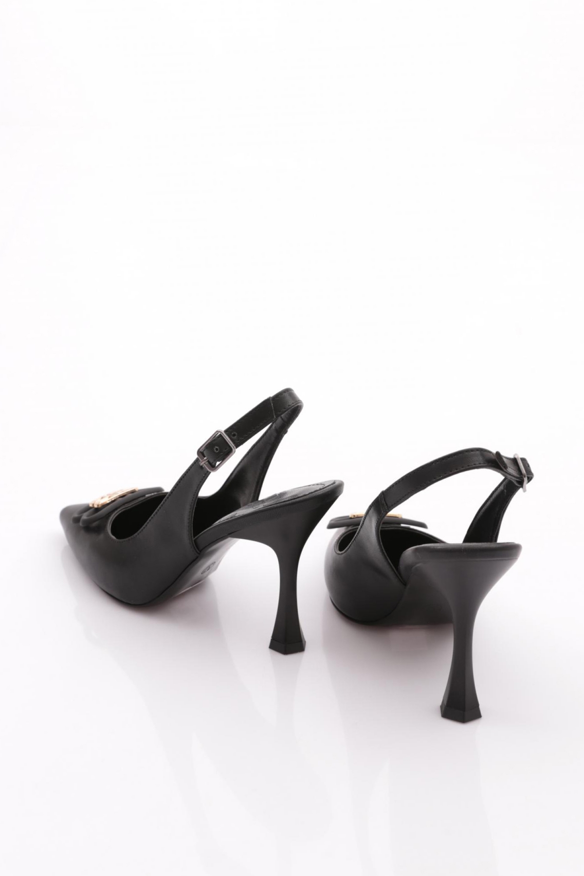 5041 Kadin Sivri Burun Tokali Topuklu Ayakkabi - Görsel 4