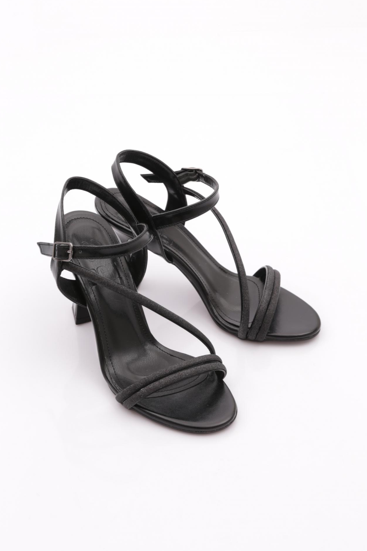 6021 Kadin Topuklu Ayakkabi - Görsel 3