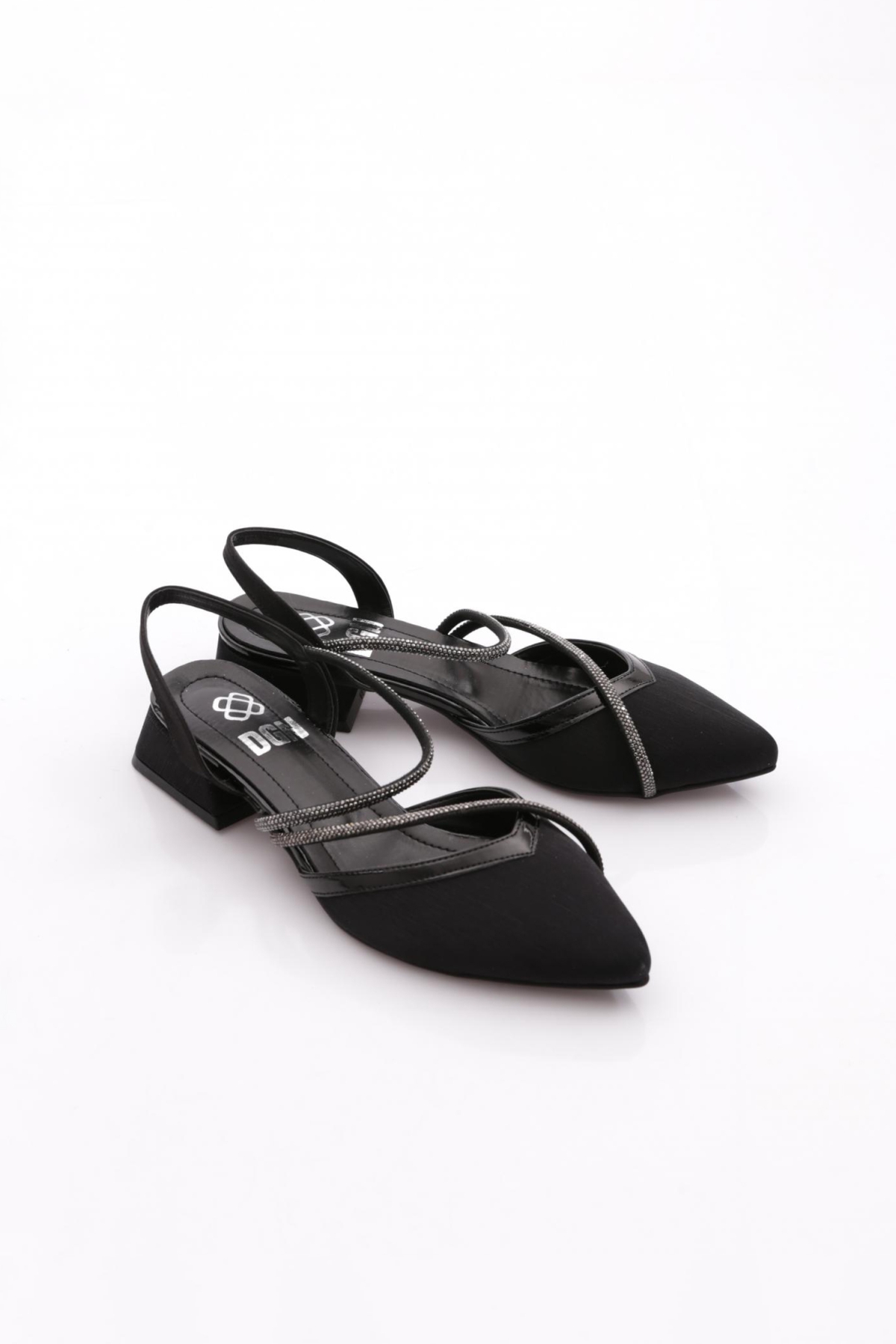 K588 Kadin Sivri Burun Silver Taşli Babet - Görsel 3