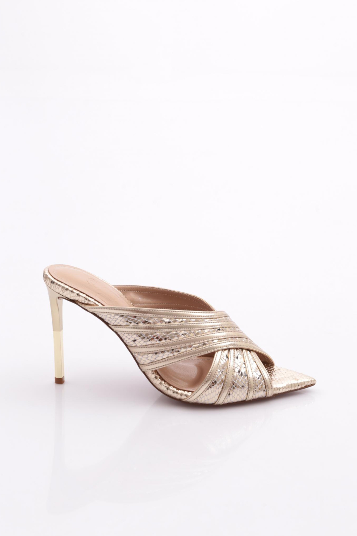 9089 Kadin Topuklu Terlik - Görsel 2