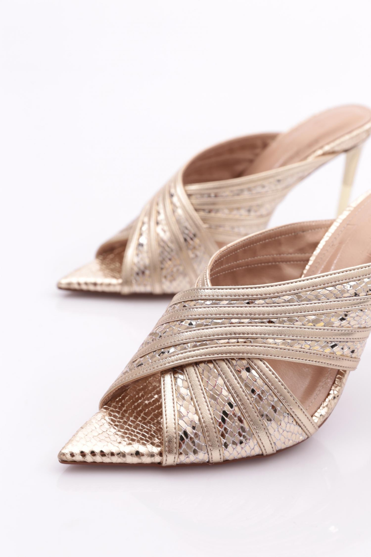 9089 Kadin Topuklu Terlik - Görsel 5