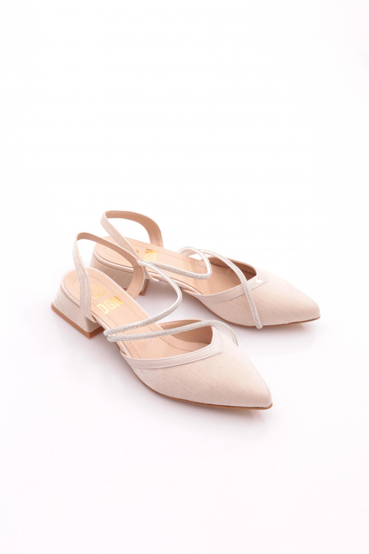 K588 Kadin Sivri Burun Silver Taşli Babet - Görsel 3