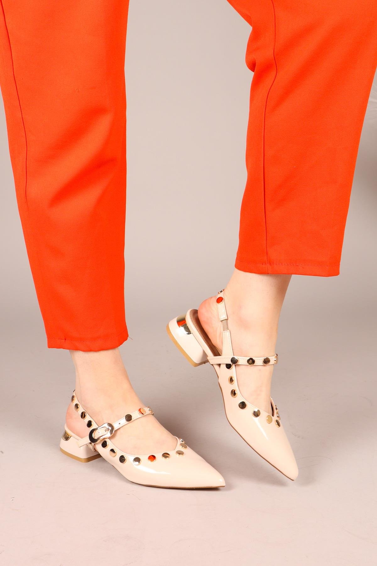 Sarı Pul Detaylı Arkası Açık Kadın Babet Ayakkabı - Görsel 3