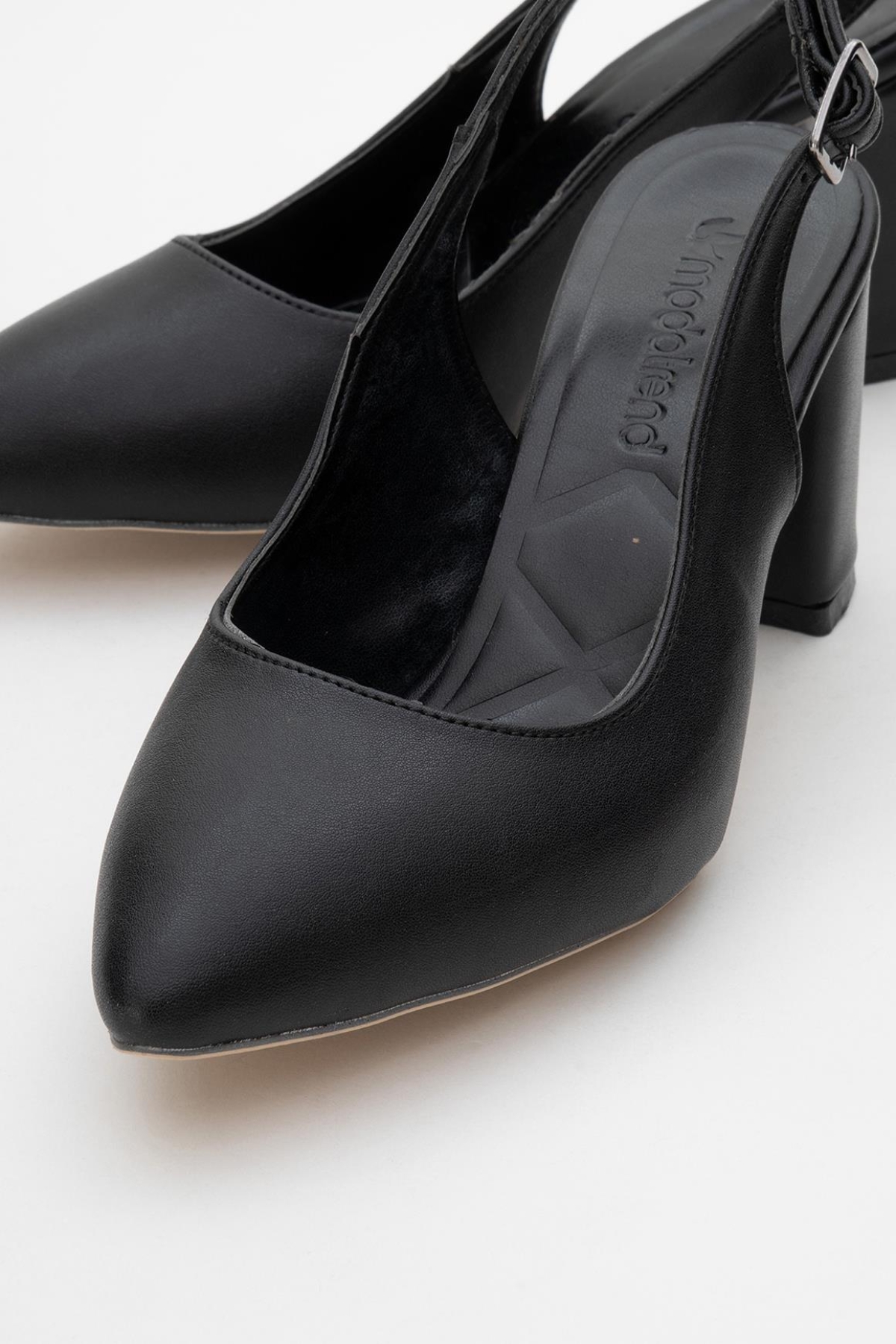 Kadın Tek Bantlı Topuklu Sandalet SİYAH CİLT - Görsel 4