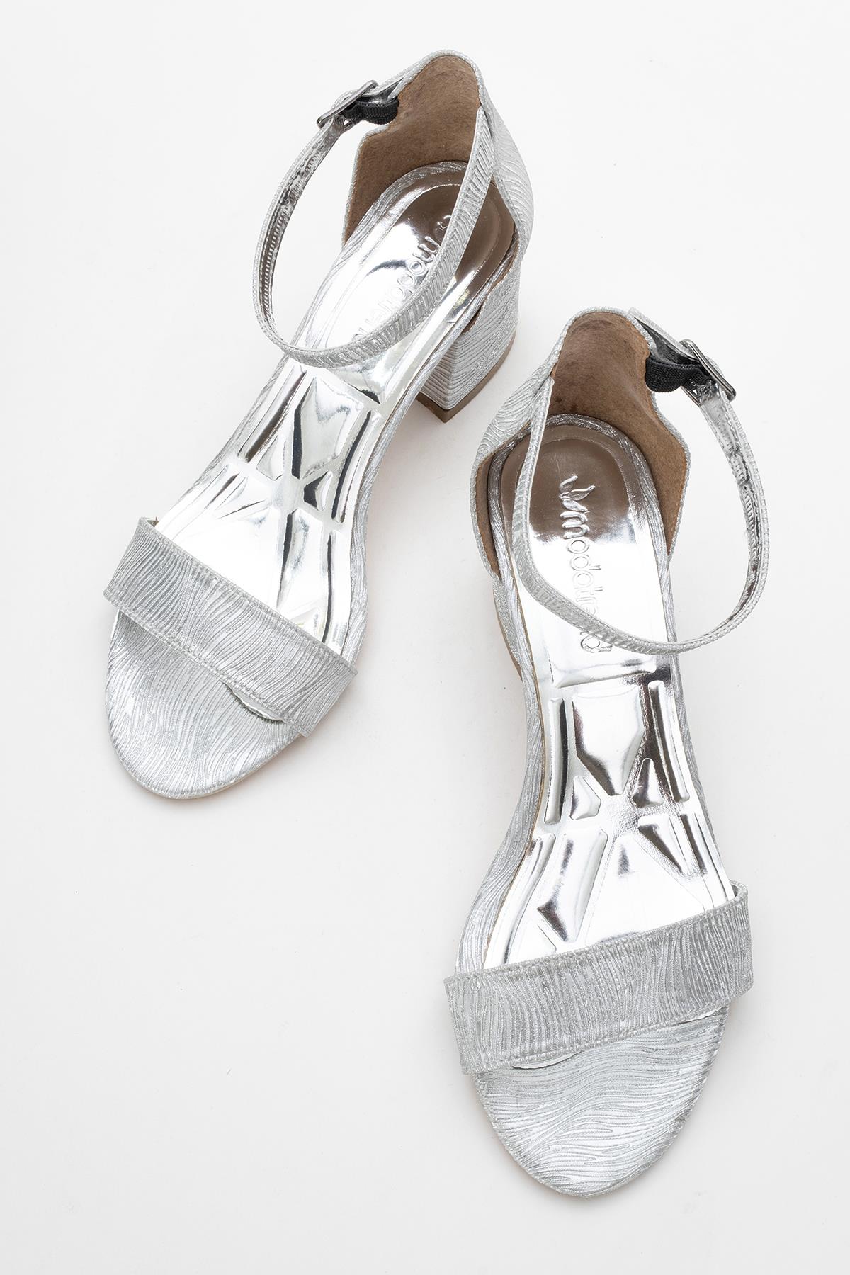 Kadın Tek Bantlı Topuklu Sandalet GÜMÜŞ SUYOLU - Görsel 6