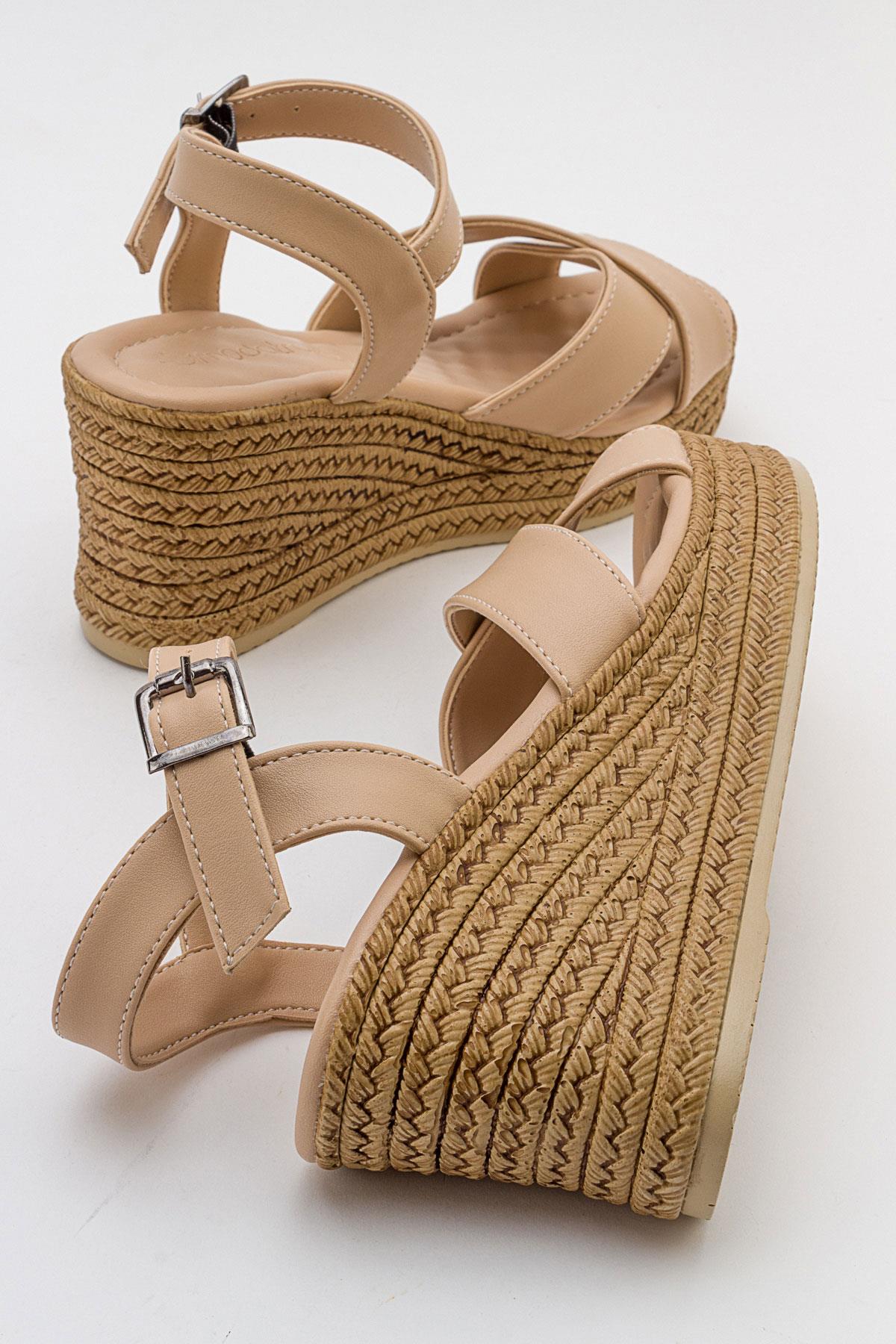 Kadın Çapraz Bantlı Dolgu Topuklu Sandalet NUDE CİLT - Görsel 5