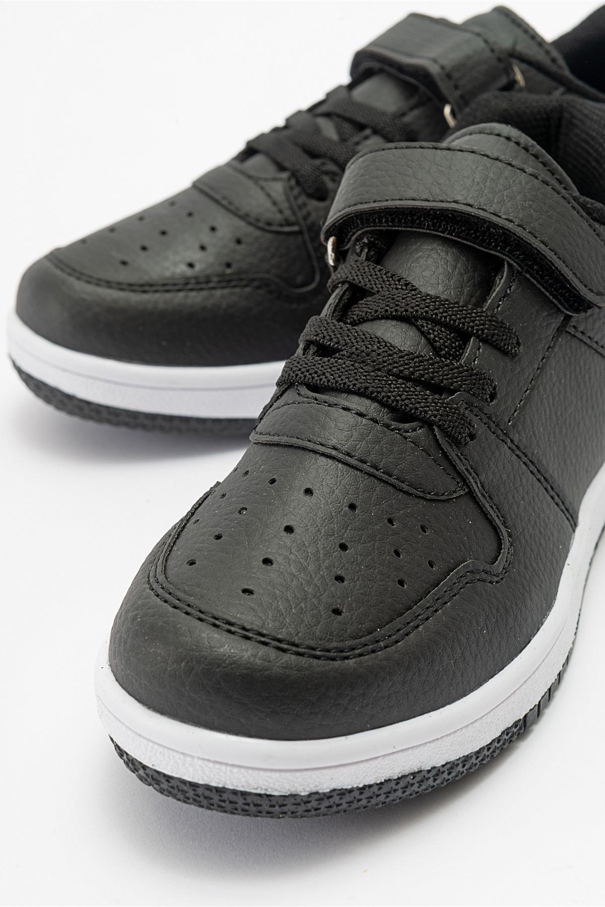 Kaydırmaz Çocuk Cırtlı Spor Ayakkabı SİYAH SİYAH - Görsel 4