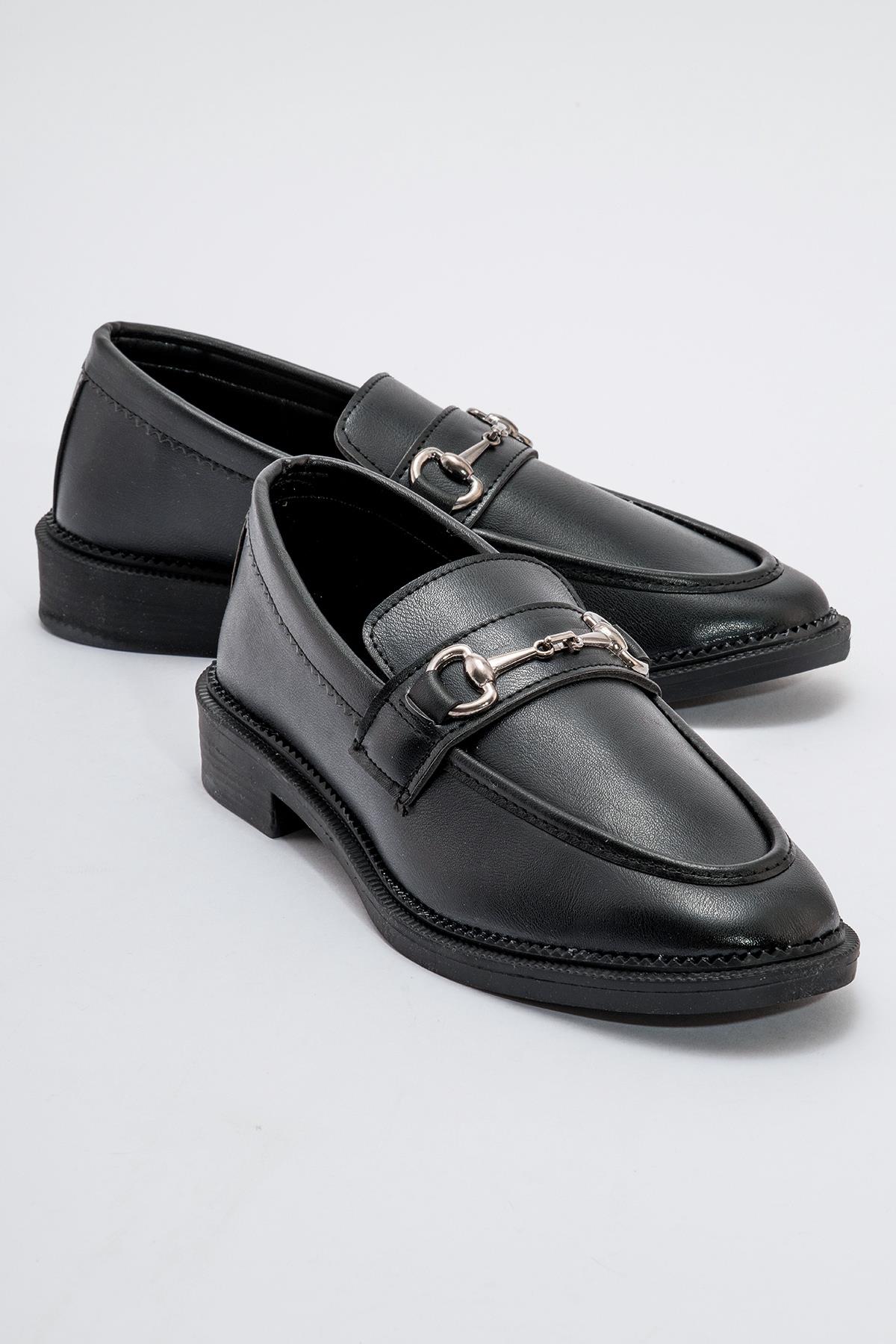 Kaydırmaz Tokalı Kadın Ayakkabı SİYAH CİLT - Görsel 2