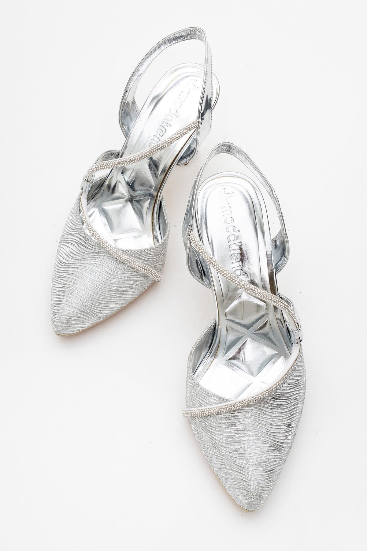 Kadın Taşlı Biyeli Topuklu Ayakkabı GÜMÜŞ SUYOLU - Görsel 6